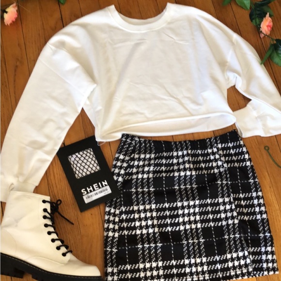 Other - Cutest outfit for your tween!